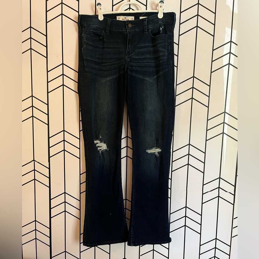{Hollister} flare low waisted jeans